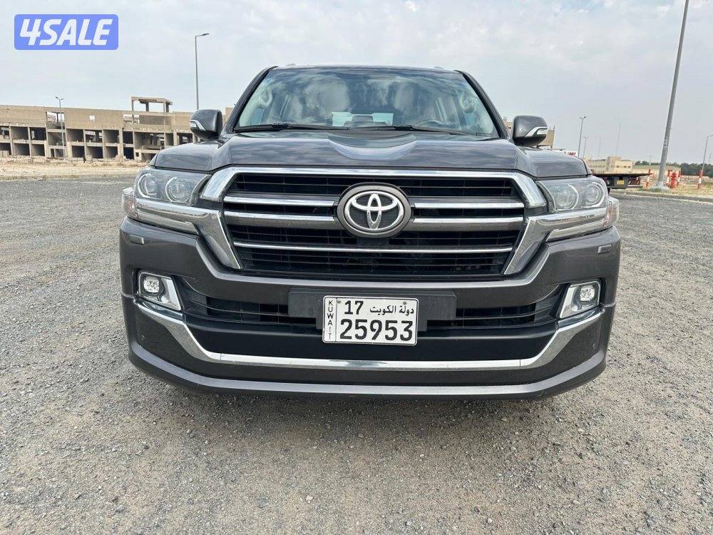 لاندكروزر ٢٠٢٠ جراند تورينج وكالة9