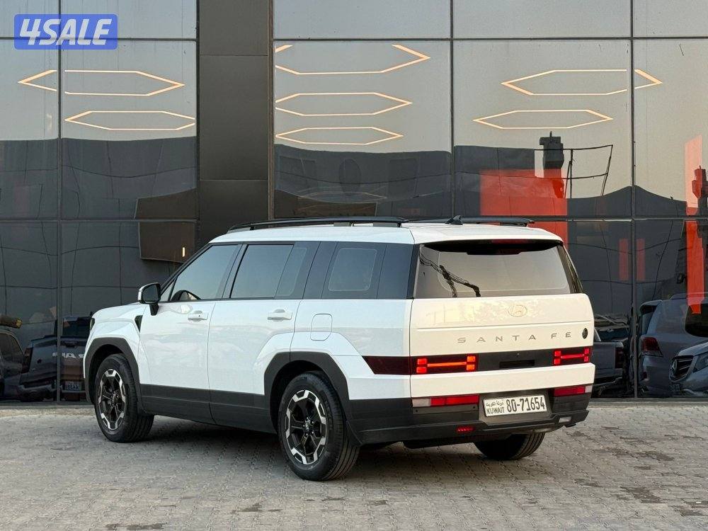 HYUNDAI SANTAFE _ 2024 عداد 17 الف فقط3