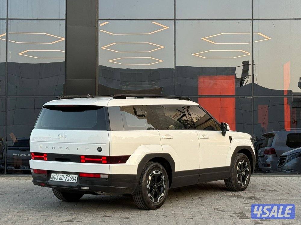 HYUNDAI SANTAFE _ 2024 عداد 17 الف فقط4