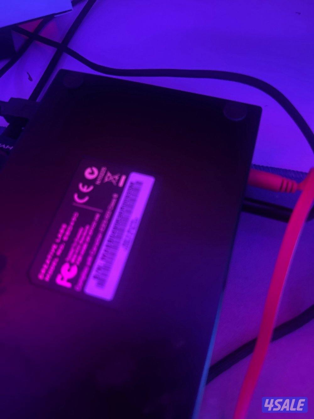 كرت فضي جديد نضيف حيل حيل مع كل اغراضه وتعاريفه sb04901