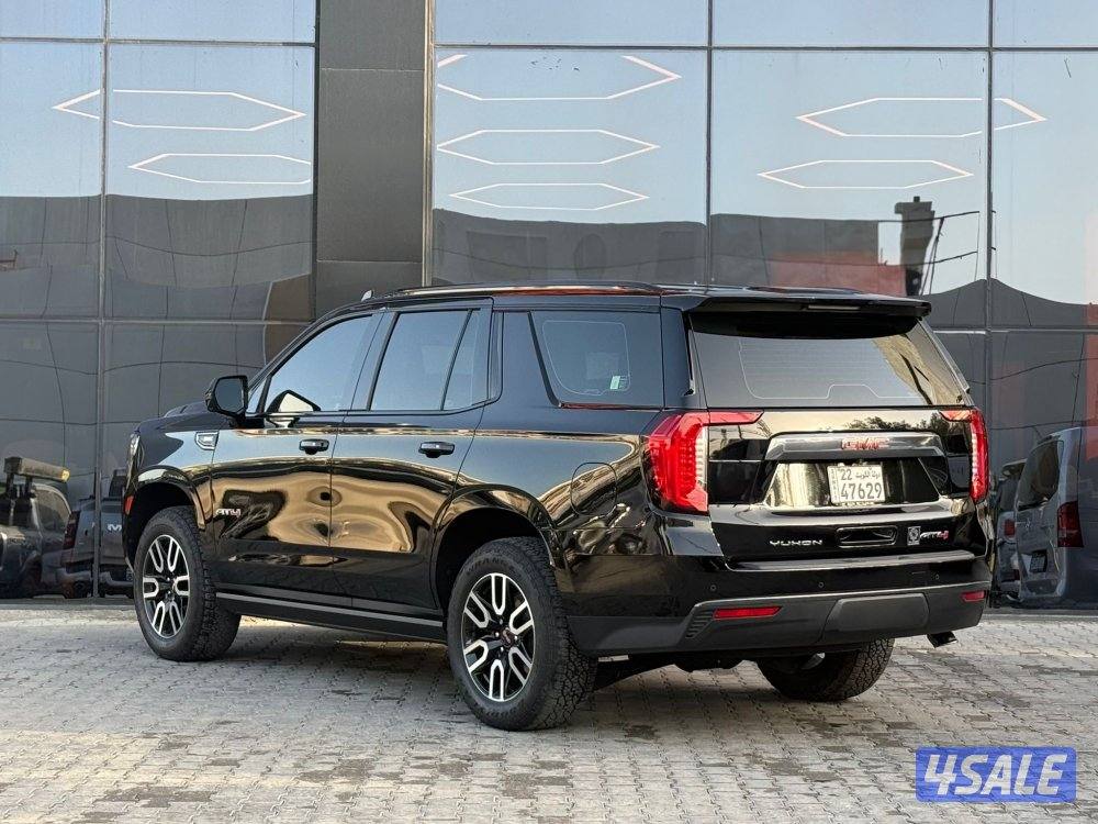 GMC YUKON AT4 _2023 صبغ الوكالة4