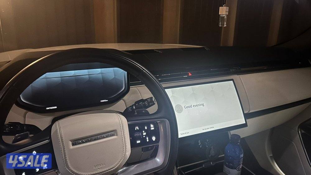 رنج روفر كامل المواصفات موديل 2025 ماشي ٣٣٠٠٠ شرط الفحص للجادين3