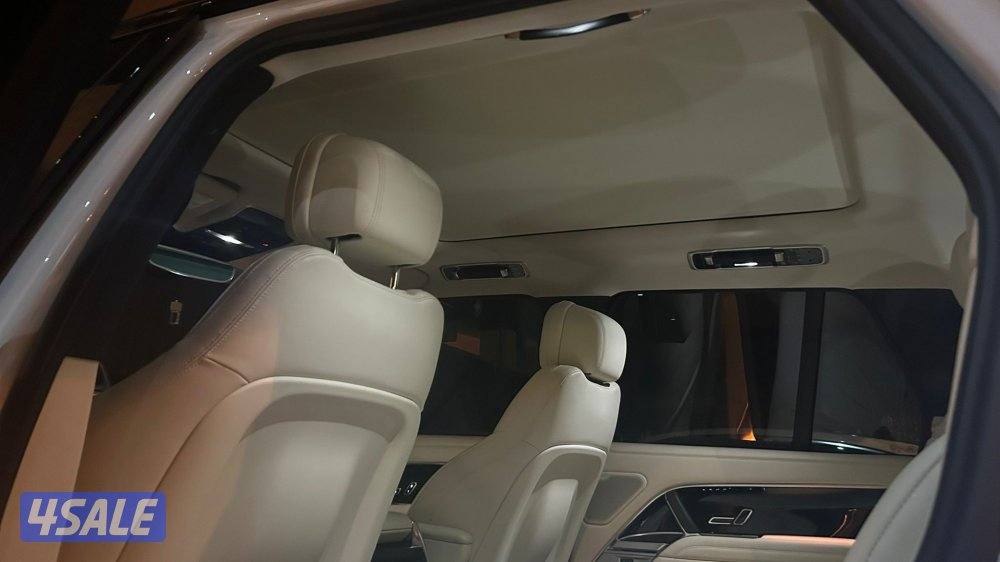 رنج روفر كامل المواصفات موديل 2025 ماشي ٣٣٠٠٠ شرط الفحص للجادين9