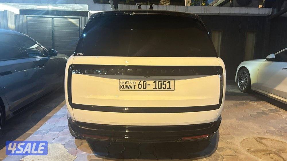 رنج روفر كامل المواصفات موديل 2025 ماشي ٣٣٠٠٠ شرط الفحص للجادين10