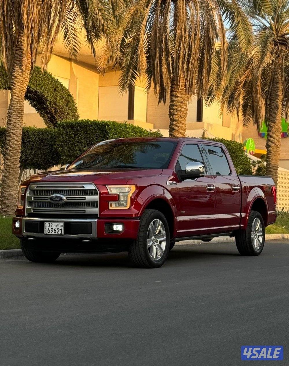 للبيع وانيت فورد بلاتينيوم موديل 2015 صبغ الوكالة0