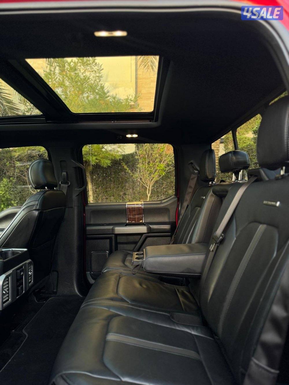 للبيع وانيت فورد بلاتينيوم موديل 2015 صبغ الوكالة10