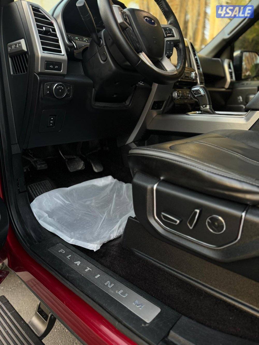 للبيع وانيت فورد بلاتينيوم موديل 2015 صبغ الوكالة12