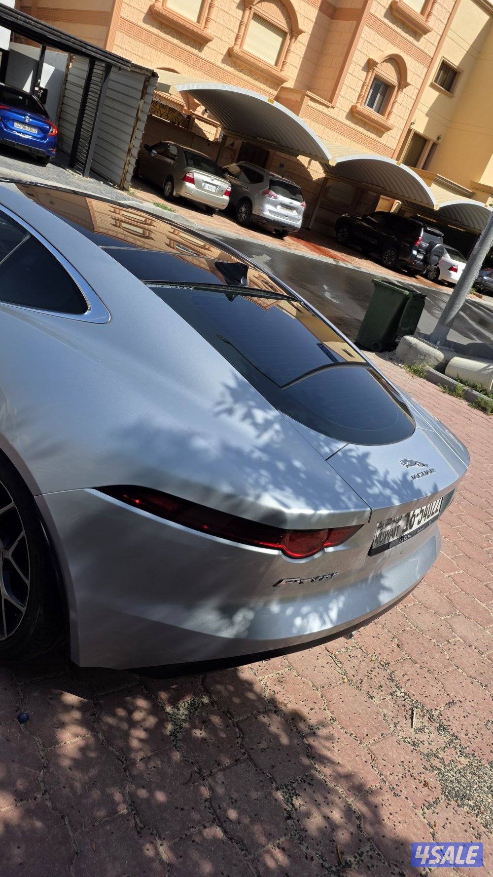 جاكوار F type s 20182