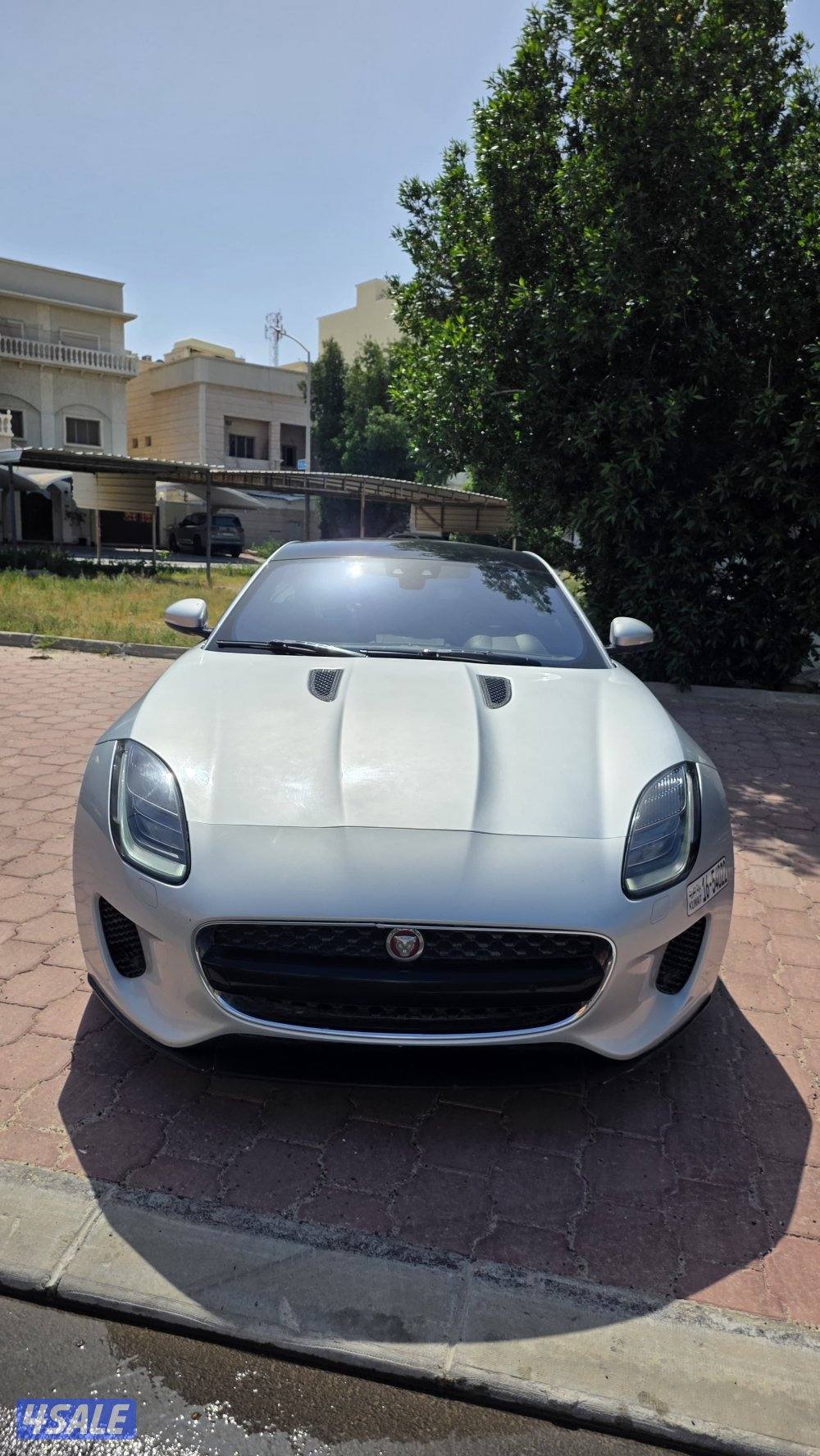 جاكوار F type s 20184