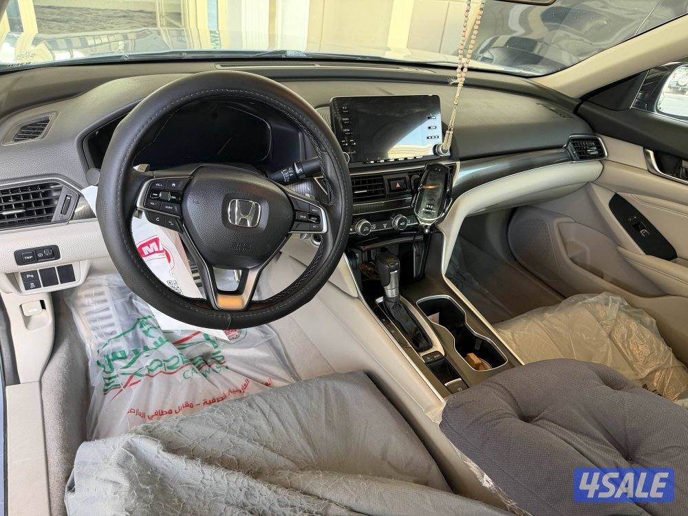 للبيع   هوندا اكورد  2022. .  . .8