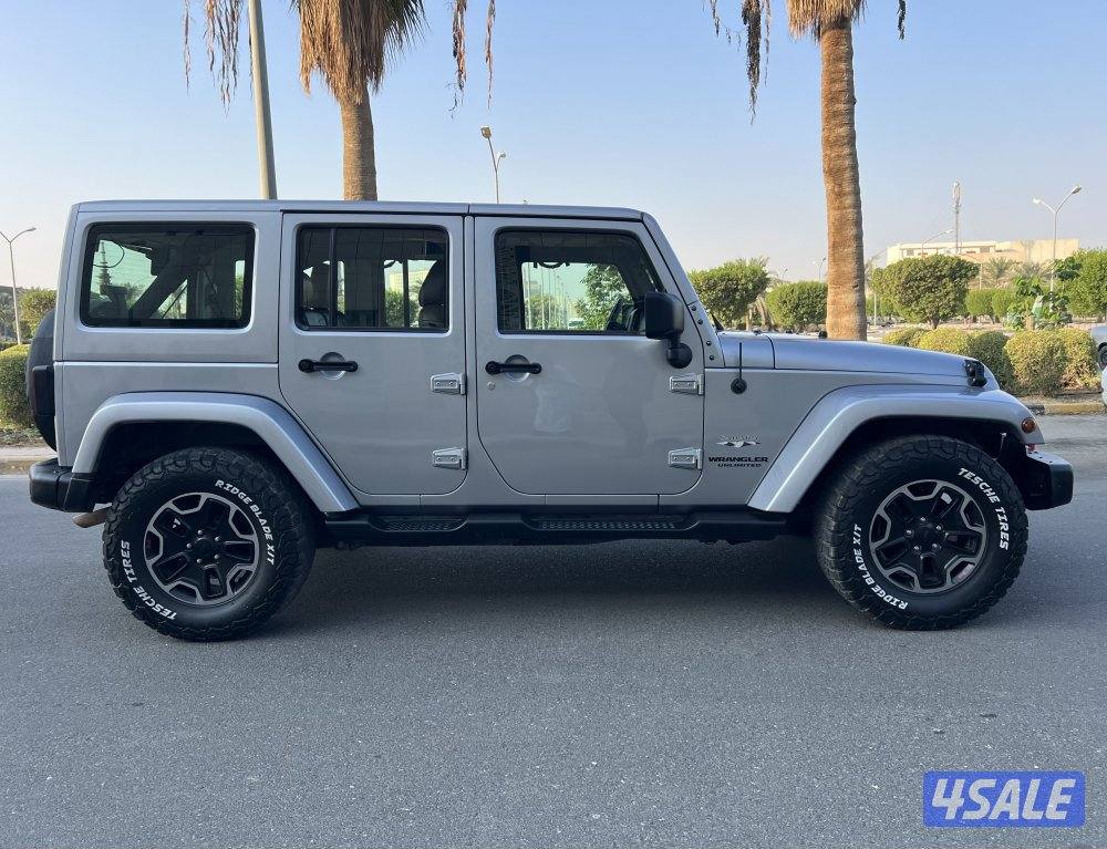 للبيع جيب رانجلر صحاري موديل 2017 ( شـرط الفحص ) صـبـغ الوكـاله3