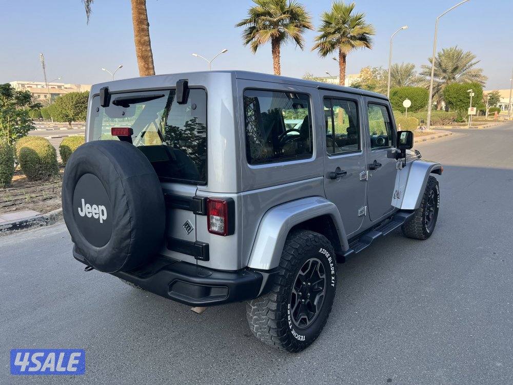للبيع جيب رانجلر صحاري موديل 2017 ( شـرط الفحص ) صـبـغ الوكـاله4