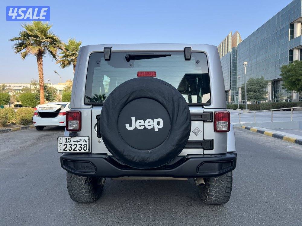 للبيع جيب رانجلر صحاري موديل 2017 ( شـرط الفحص ) صـبـغ الوكـاله5
