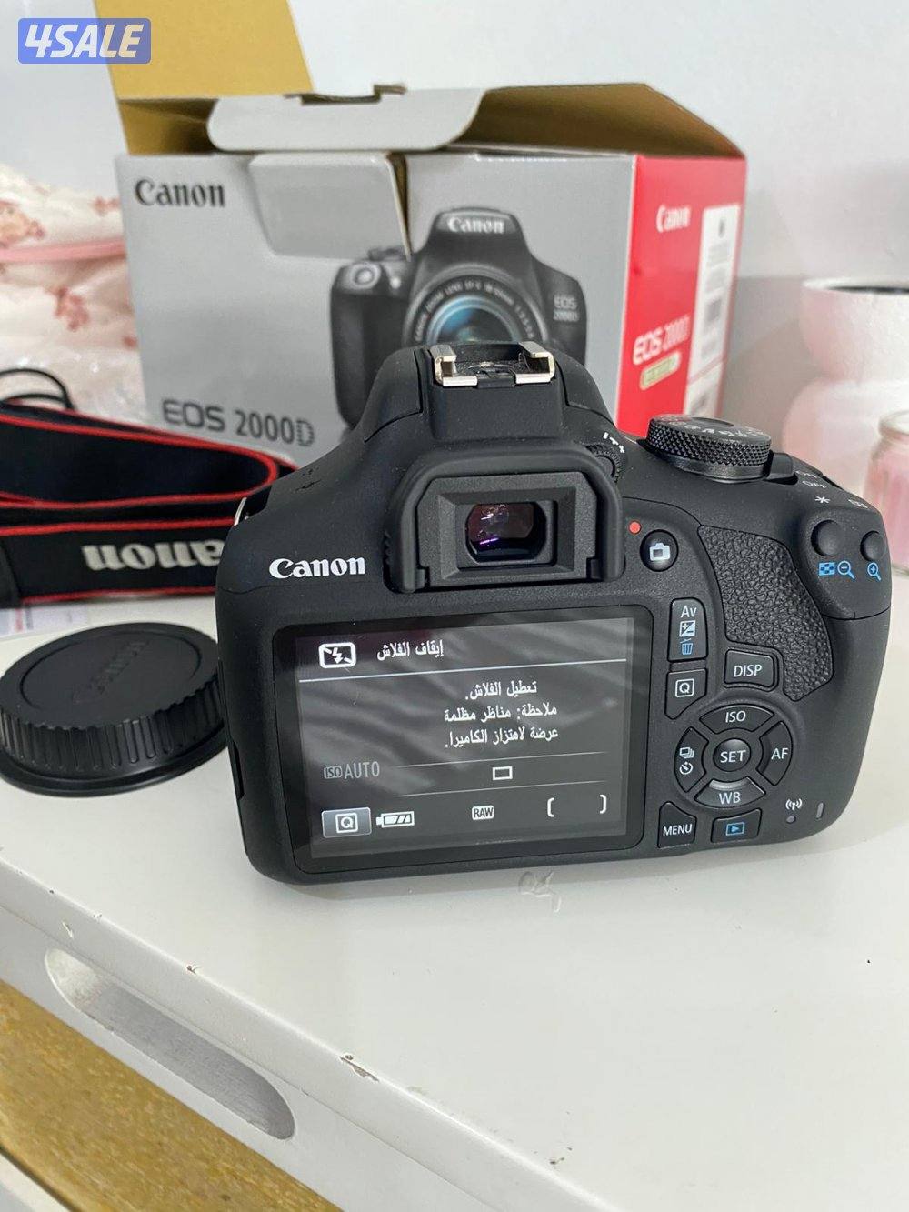 كانون 2000d شبه جديدة0