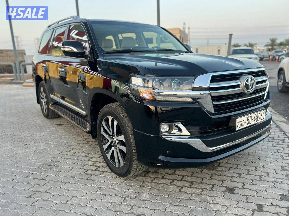 لاند كروزر GX.R-قراند تورينق .V8 موديل 2019 ماشى 150.000 k.m1