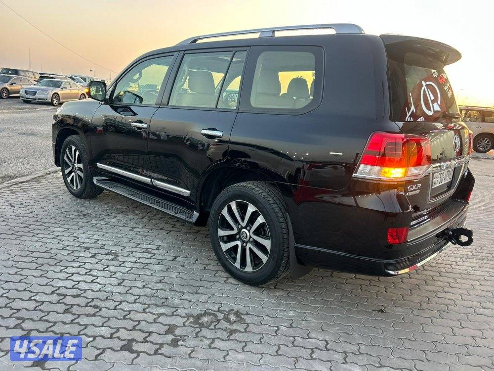 لاند كروزر GX.R-قراند تورينق .V8 موديل 2019 ماشى 150.000 k.m2