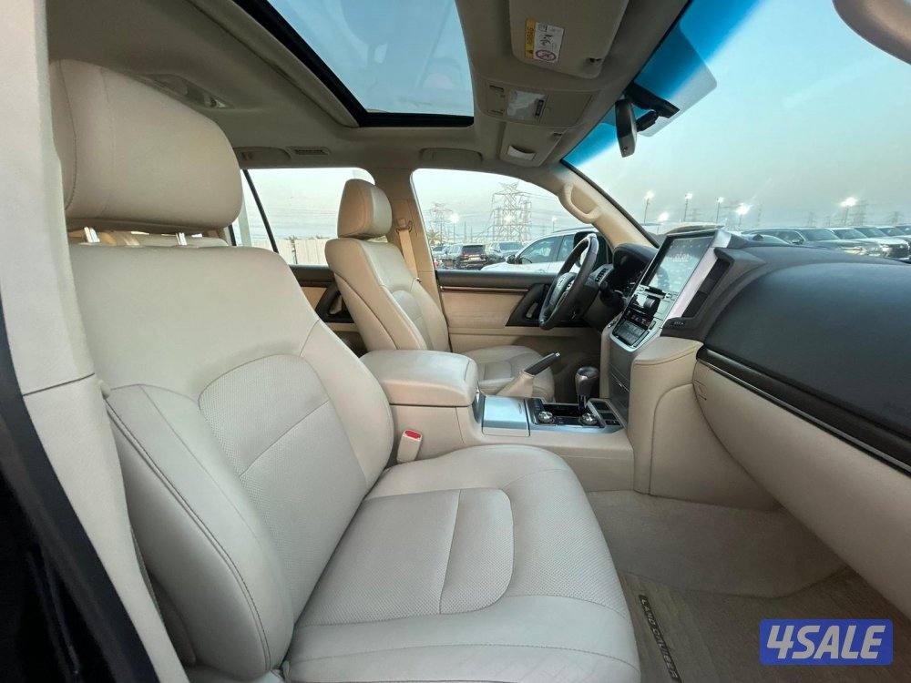 لاند كروزر GX.R-قراند تورينق .V8 موديل 2019 ماشى 150.000 k.m6