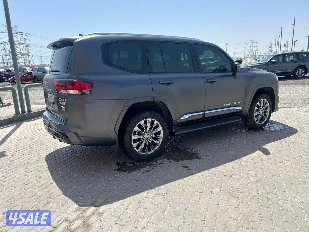 تويوتا لاند كروزر GX.R AEROs  twin turbo.V6 موديل 2024 ماشى 70.000 k.m3