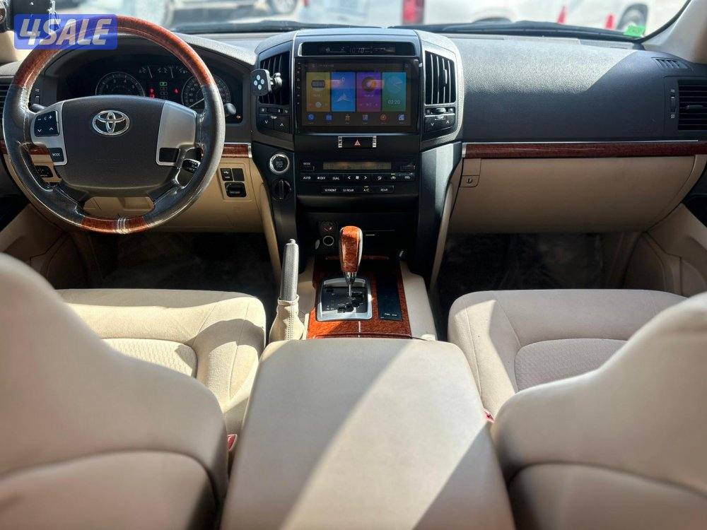 تويوتا لاند كروزر V8-GX.R موديل 2015 ماشى 331.000 k.m  وارد الساير.6