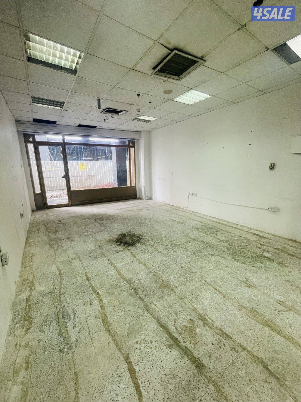 مكاتب ومحلات للإيجار فى شرق3