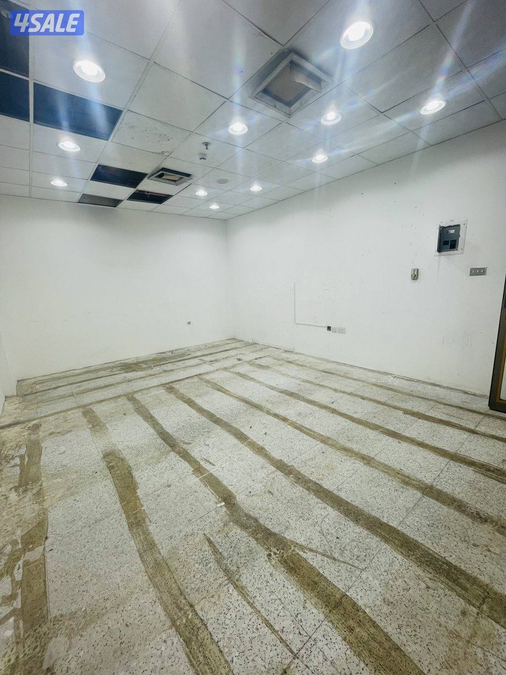 مكاتب ومحلات للإيجار فى شرق8