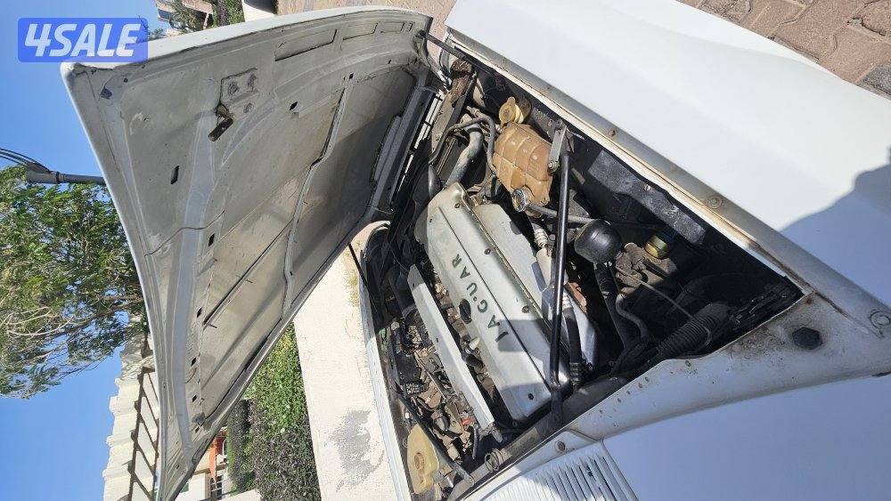 للبيع جاكوار XJS6