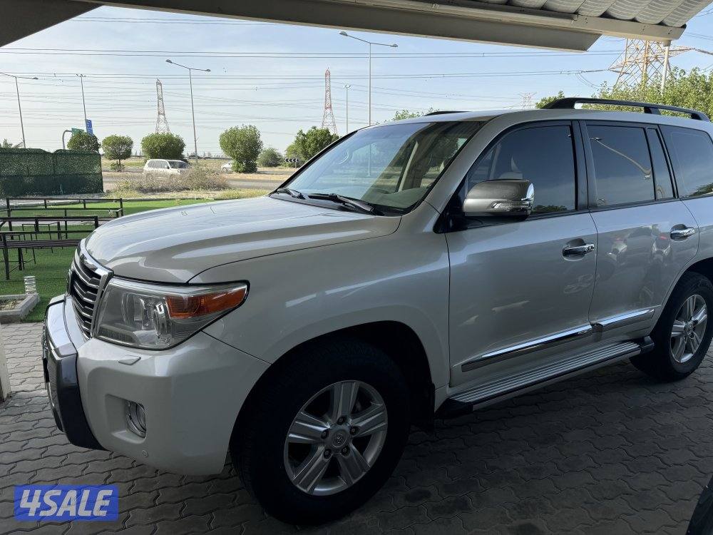 لاندكروزر V6 20150