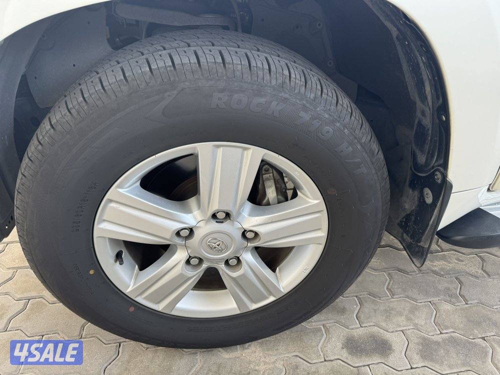 لاندكروزر V6 20153