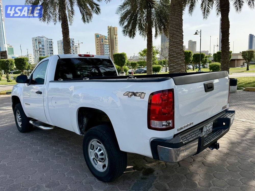 سييرا HD2500 موديل 2011 دبل قير شرط الفحص4