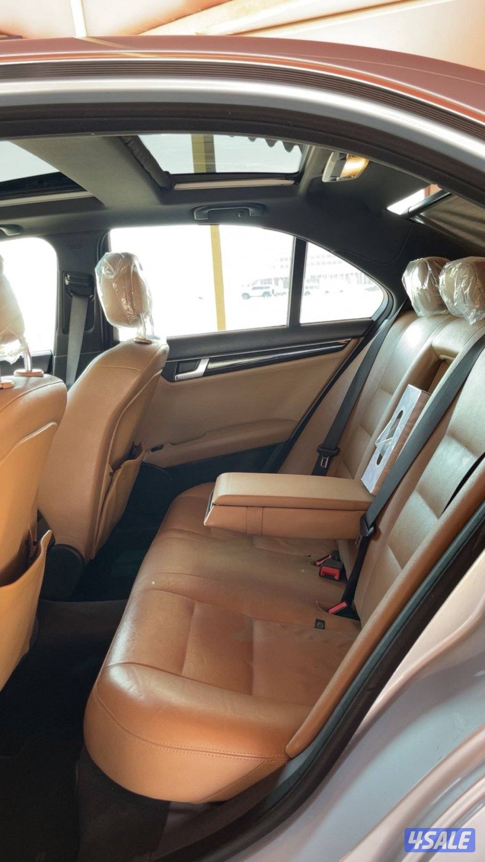 للبيع مرسيدس c200 موديل 2014 amg فحص قير مكينه شاصي لون سيلفر داخل تان2