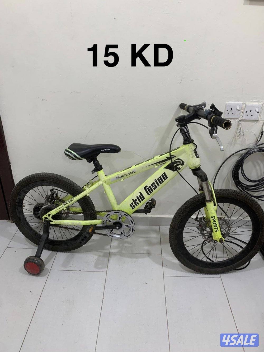 ثلاثة جواري للبيع1