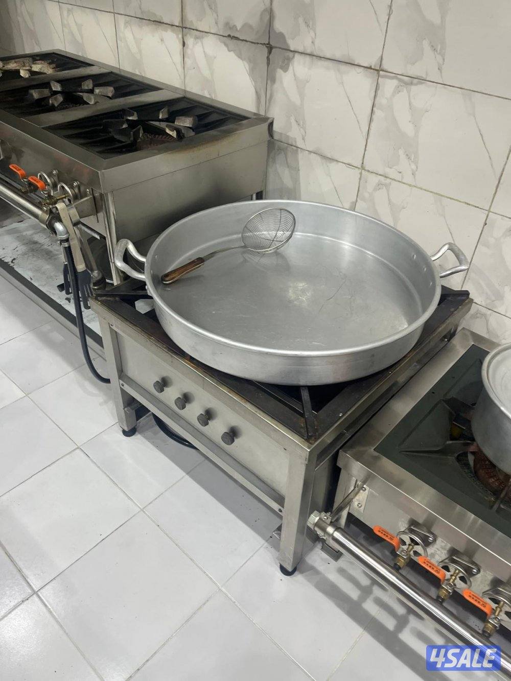 للبيع مطعم او مطبخ بدون قعدات توصيل فقط3