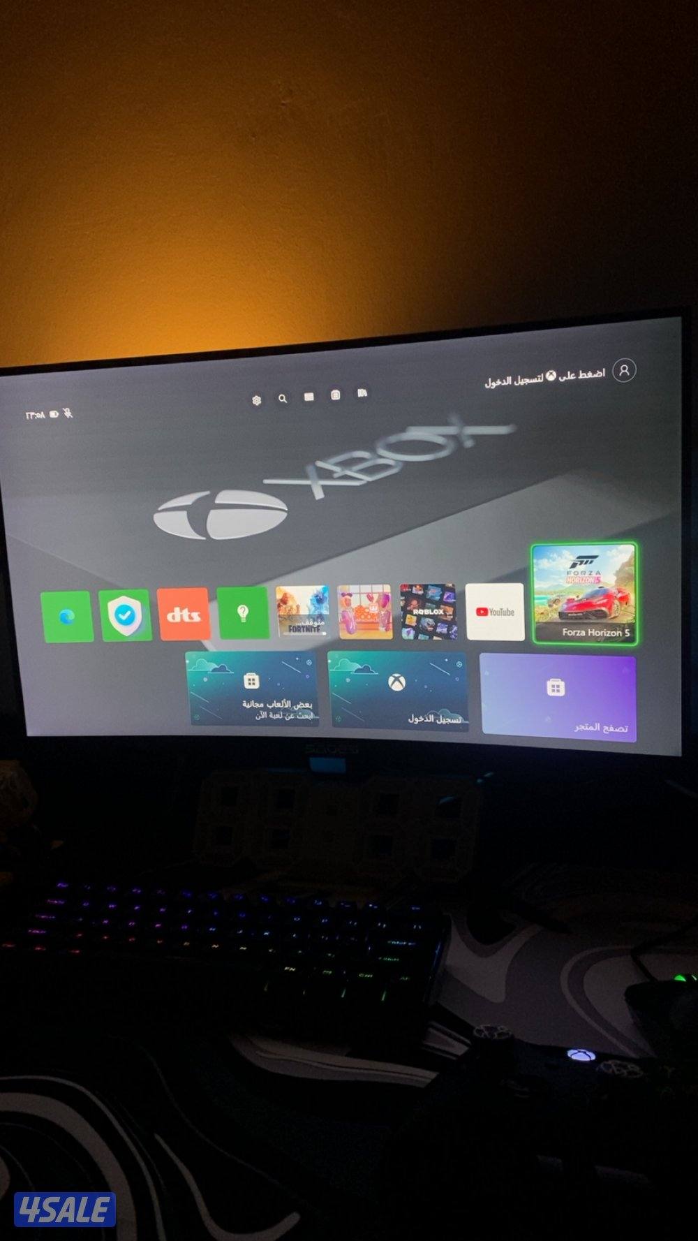 للبيع جهاز امس بوكس مع كل اغراضه شغال مو محتاج ولا شي7