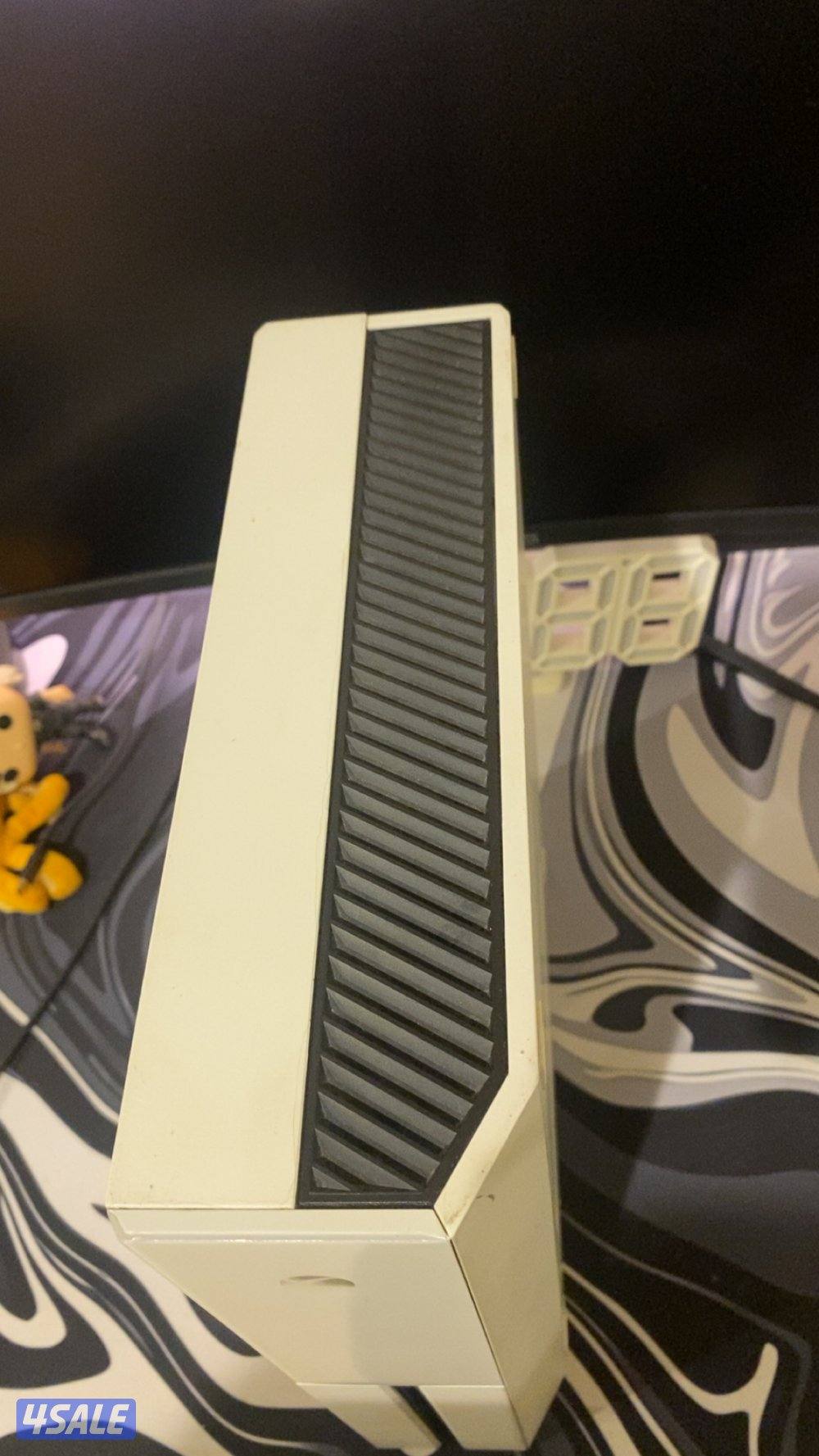 للبيع جهاز امس بوكس مع كل اغراضه شغال مو محتاج ولا شي5