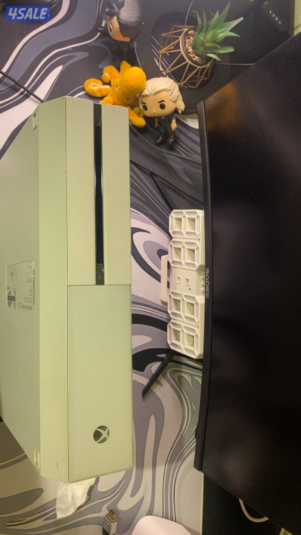 للبيع جهاز امس بوكس مع كل اغراضه شغال مو محتاج ولا شي6