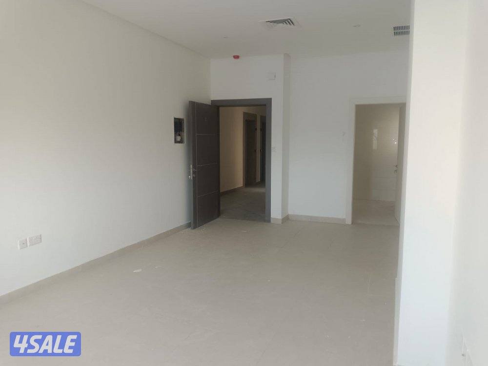 دور تجاري كامل للايجار مساحه 320 متر2