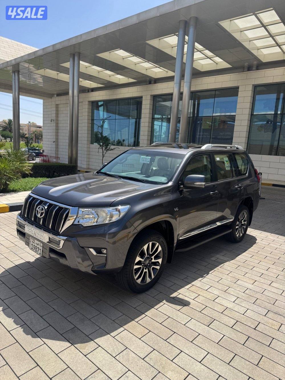 برادو TXL الساير أعلى درجه صبغ الوكاله. عداد(46) الف كم0