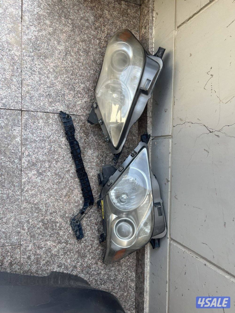 قطع جيب لكزس 20093