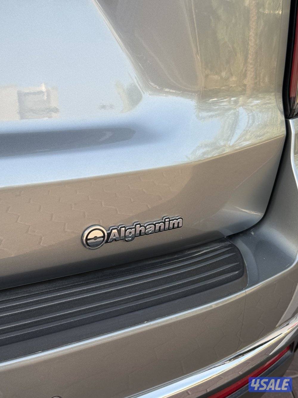 للبيع تاهو24 دبل قير وثلاجه2