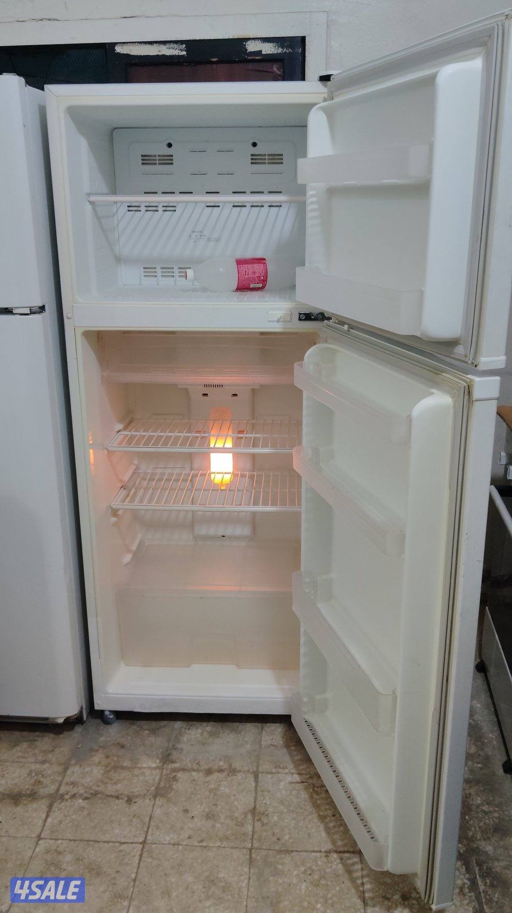 نبيع ثلاجه توشيبا 24 قدم بحاله ممتازه4