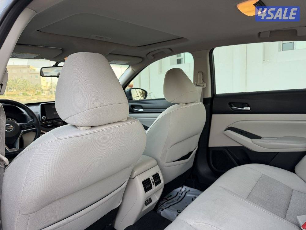 للبيع نيسان ال تيمة في حالة ممتازة كامل مواصفات8