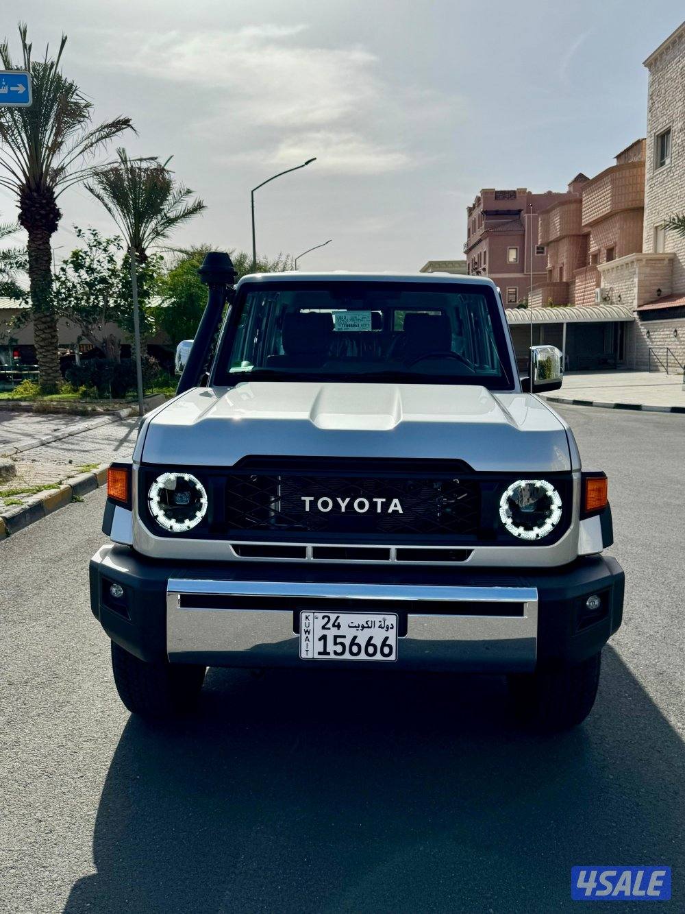 لاند كروزر ( نص )1