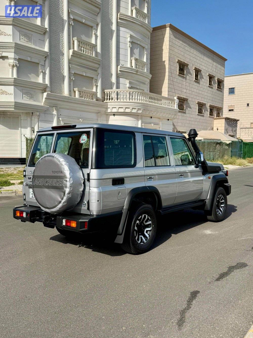 لاند كروزر ( نص )3