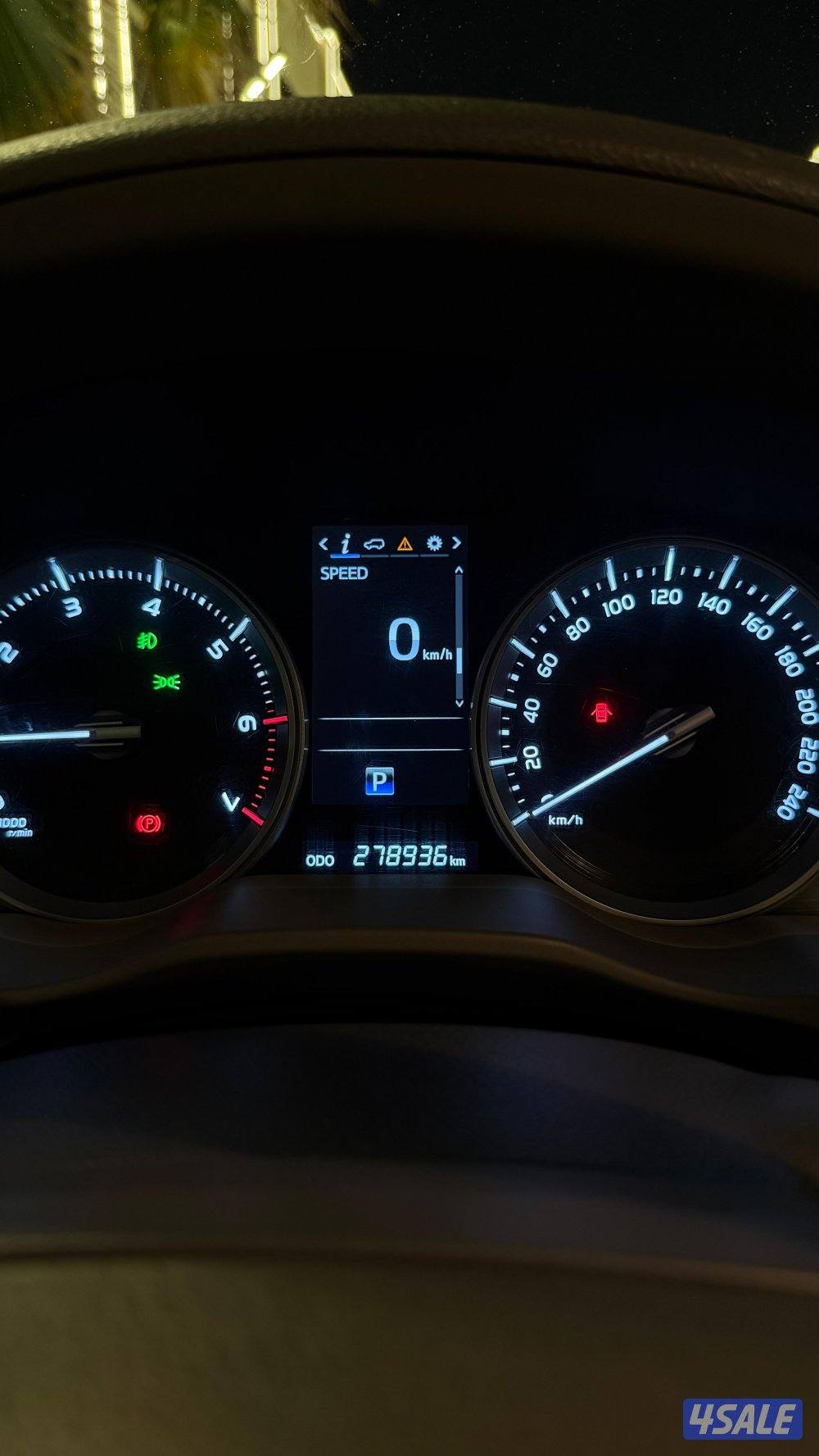 للبيع لاند كروزر موديل 2019 شرط الفحص بالكامل الموتر صبغ الوكاله3