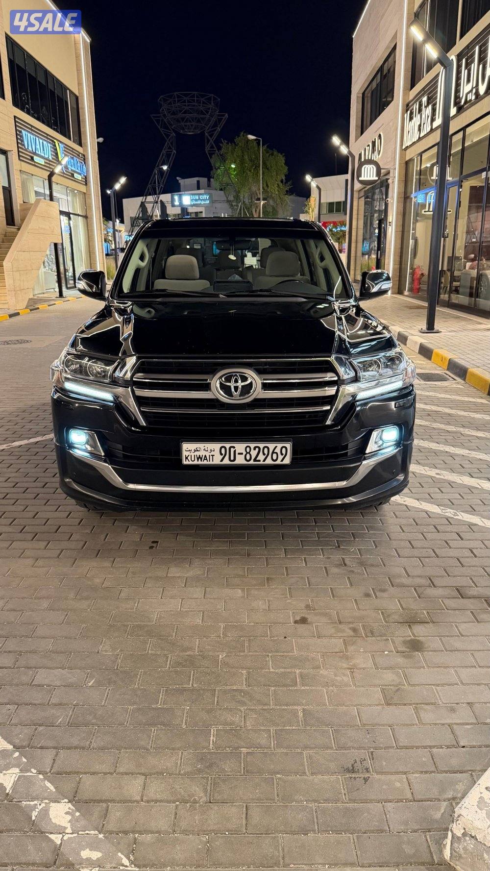 للبيع لاند كروزر موديل 2019 شرط الفحص بالكامل الموتر صبغ الوكاله6