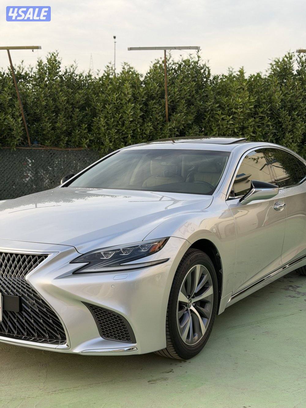 للبيع لكزس LS350 في حاله الوكاله2