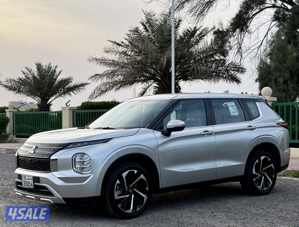 Mitsubishi outlander 2023 orignal paint0