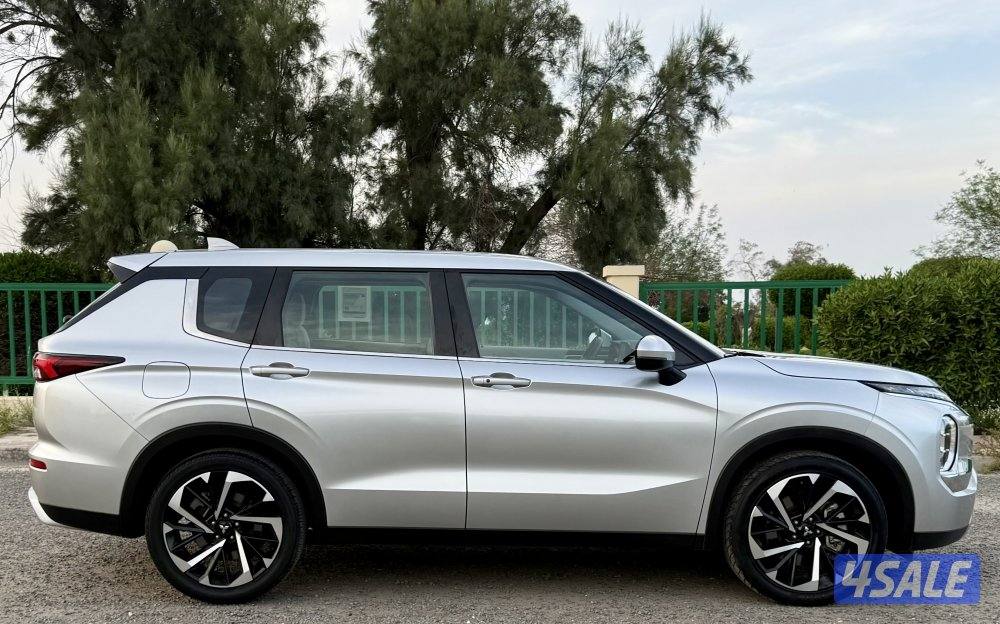 Mitsubishi outlander 2023 orignal paint6