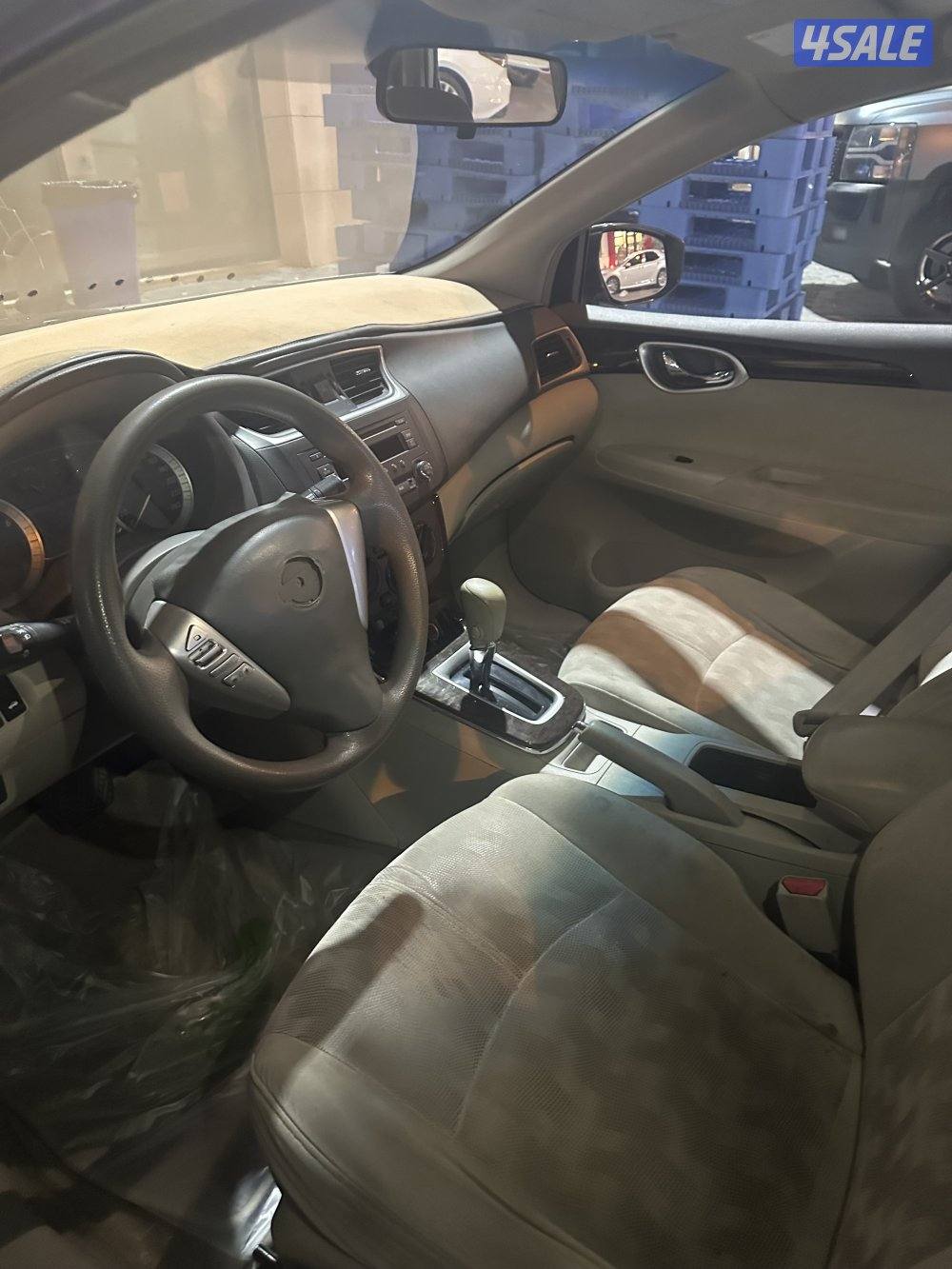 للبيع نيسان سنترا ٢٠١٤2