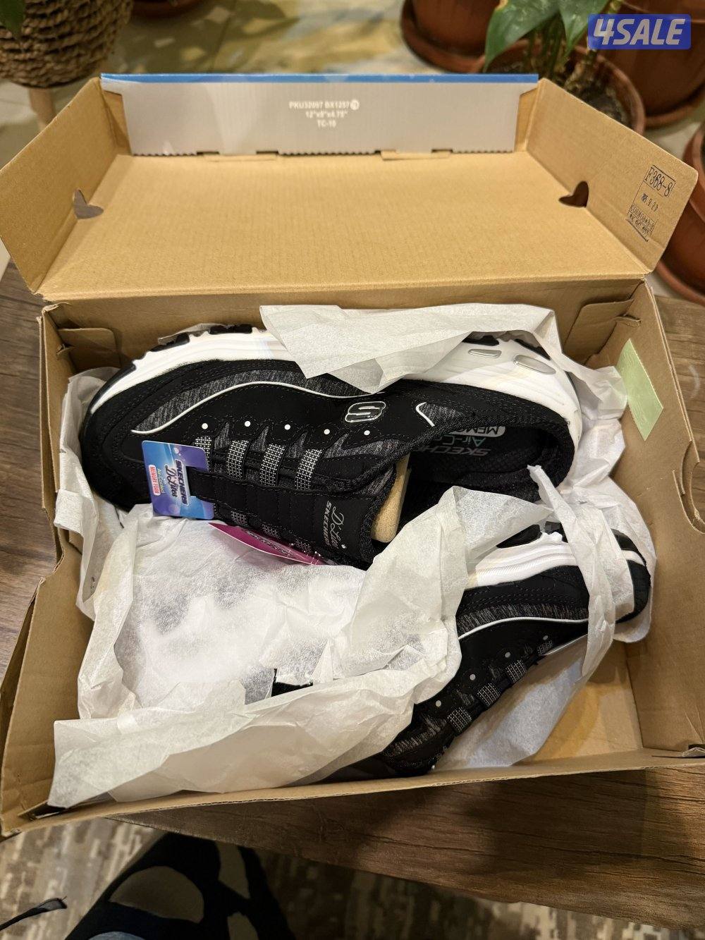 حذاء سكشرز جديد1